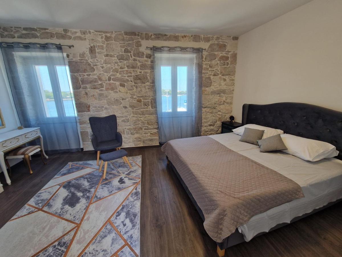 Villa Galleria Sukošan Екстериор снимка