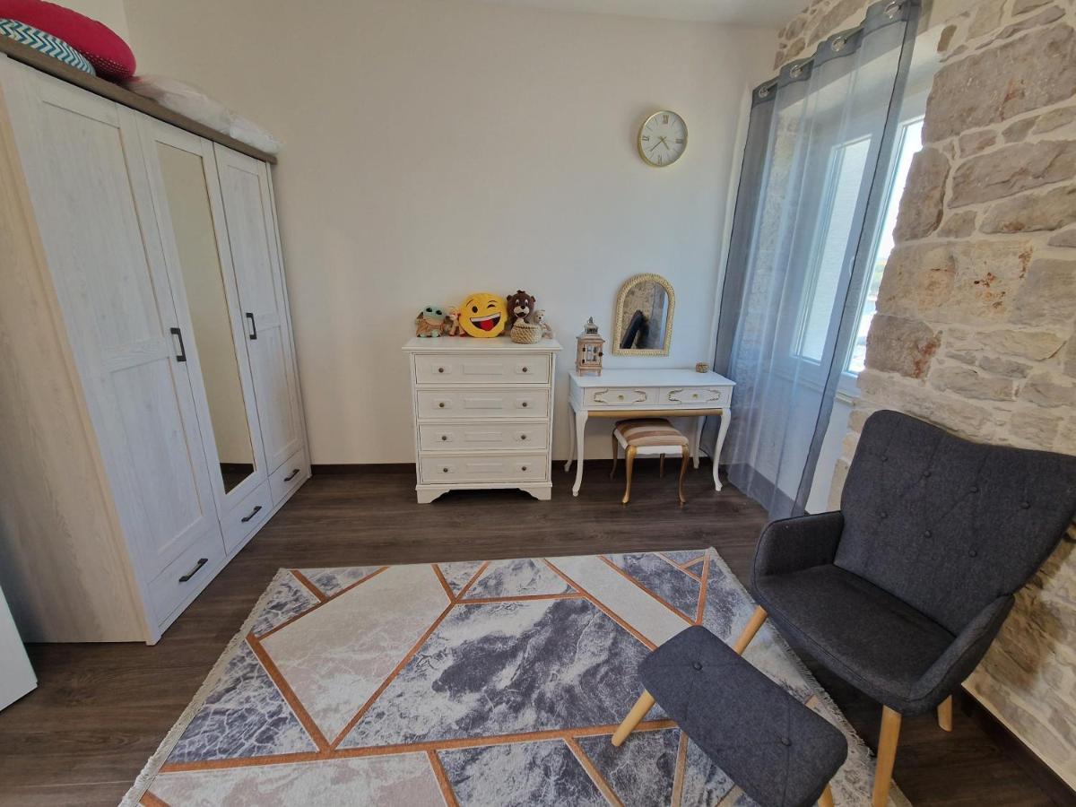 Villa Galleria Sukošan Екстериор снимка